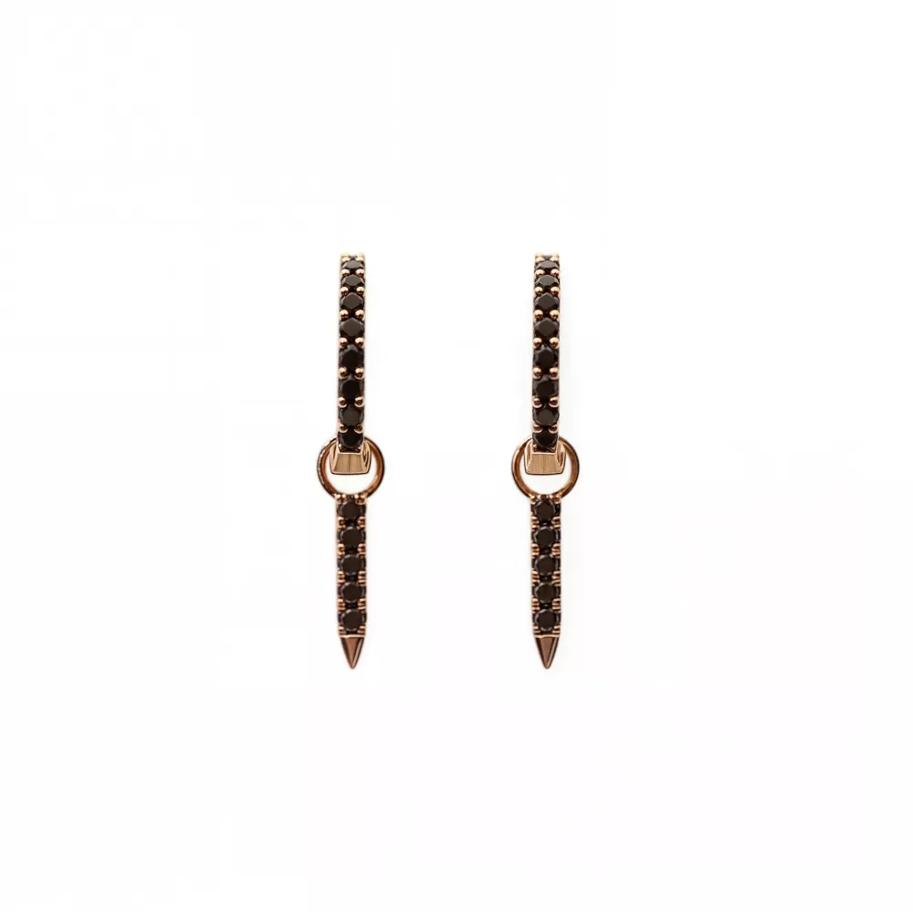 Argollas en oro rosa con diamantes Fancy Black talla brillante.