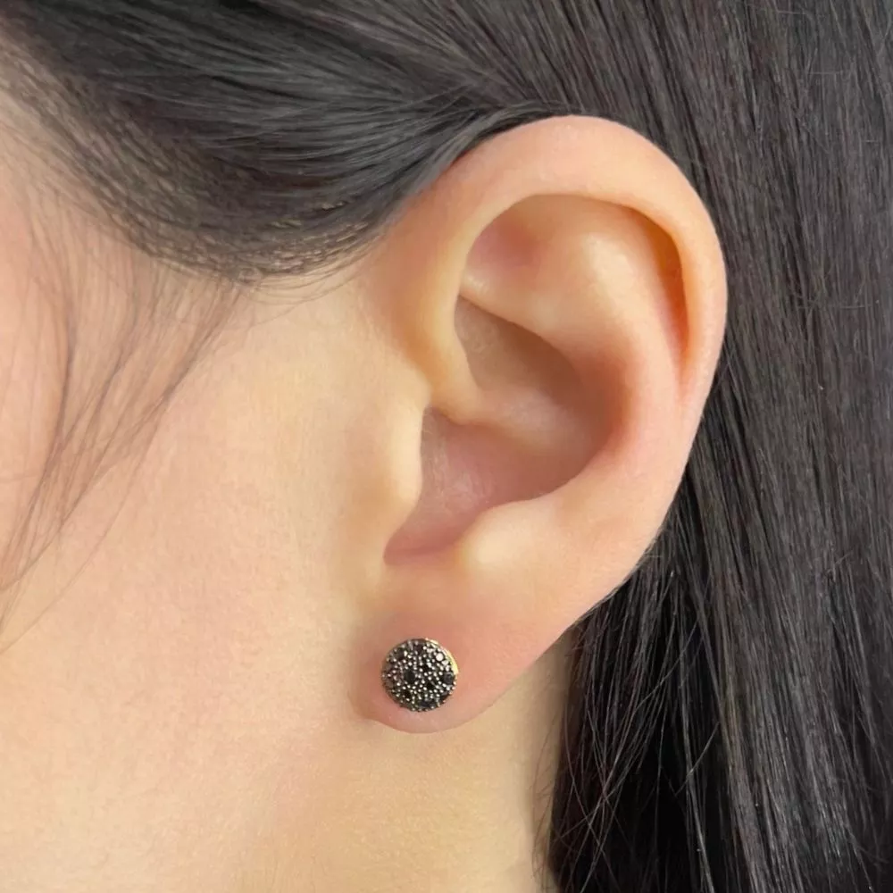 Earrings in rose gold set with brilliant-cut Fancy Black diamonds