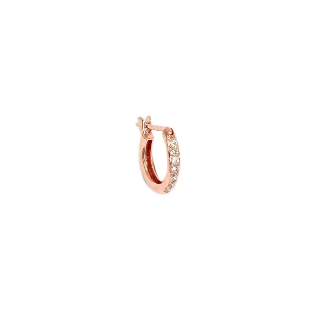 Argolla en oro rosa con diamantes talla brillante.