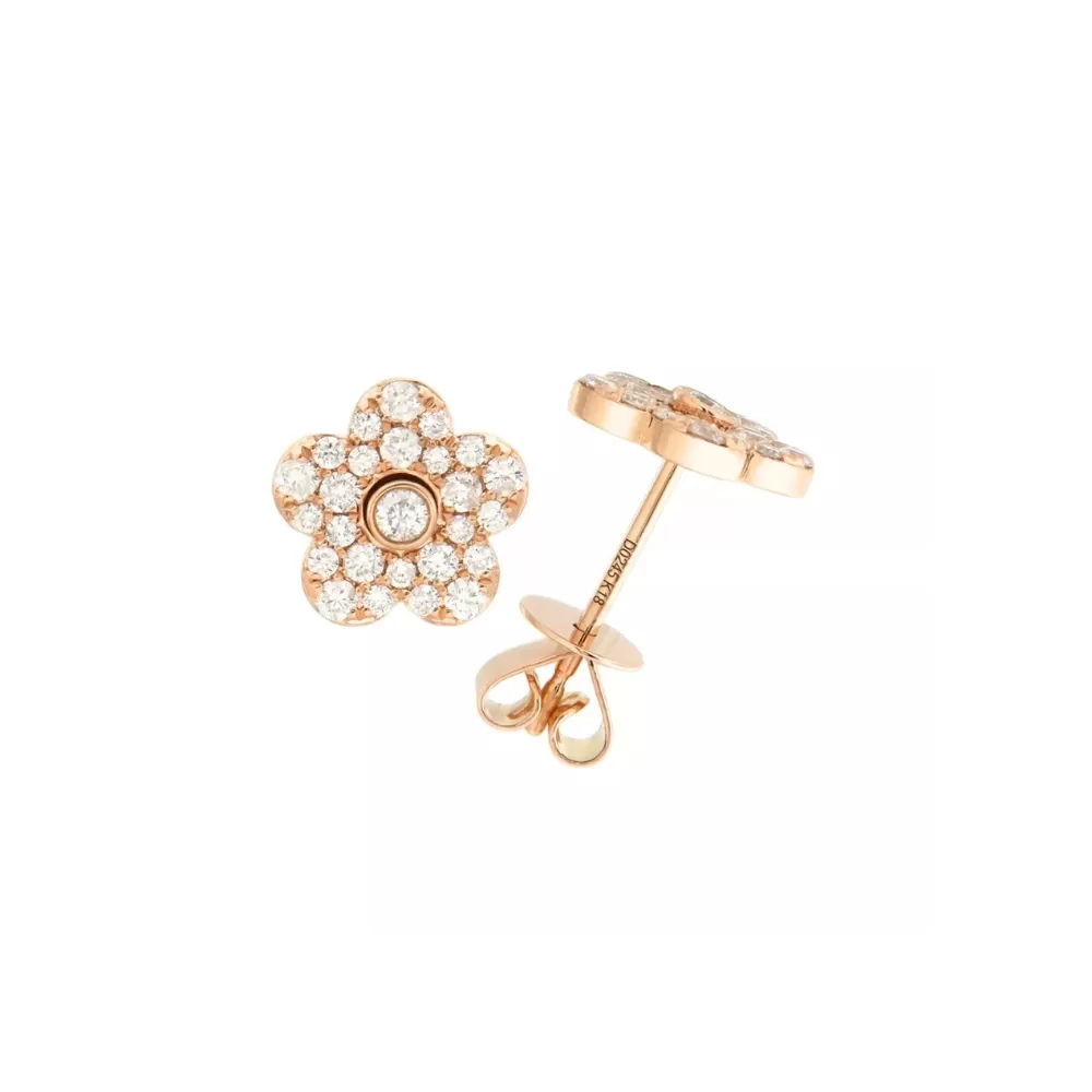 Aros en oro rosa con diamantes talla brillante.