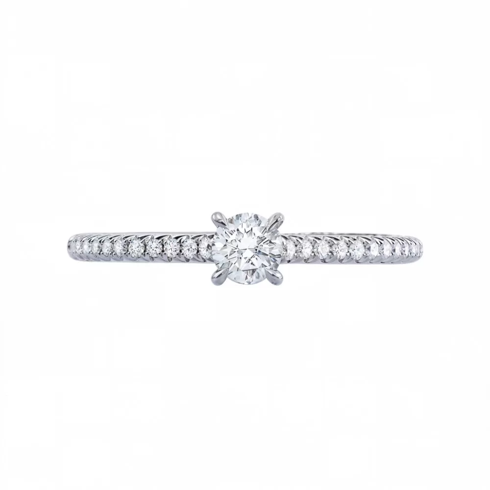 Anillo de Compromiso en oro blanco con diamantes talla brillante ( 0.20 ct, color E, pureza VS2).