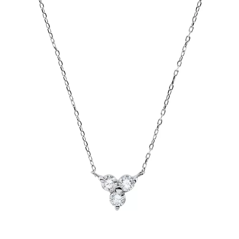 Collar en oro blanco con diamantes talla brillante. Collar en oro blanco con diamantes talla brillante.