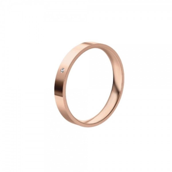 Wedding band in rose gold set with brilliant-cut diamond. Thickness: 3 mm. Weight: 3 gm.
