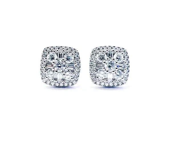 Earrings in white gold set with brilliant-cut and baguette-cut diamonds.