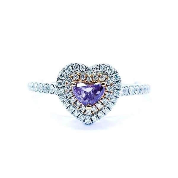 Ring in white gold set with heart-cut Fancy Intense Pink-Purple diamond (0.21 ct).