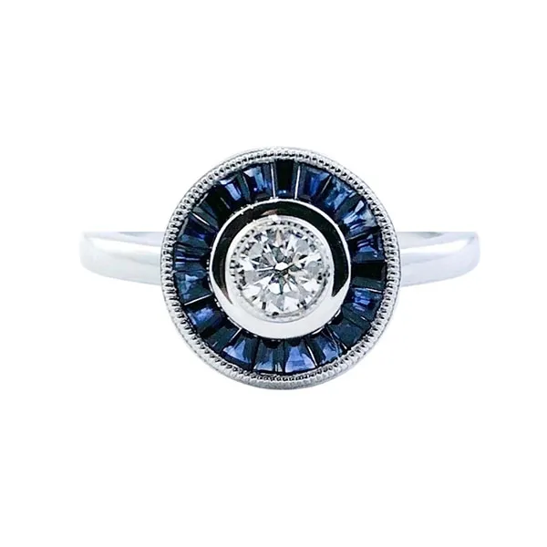 Ring in platinum set with brilliant-cut diamond (0.30 ct, color G, pureza VS1).