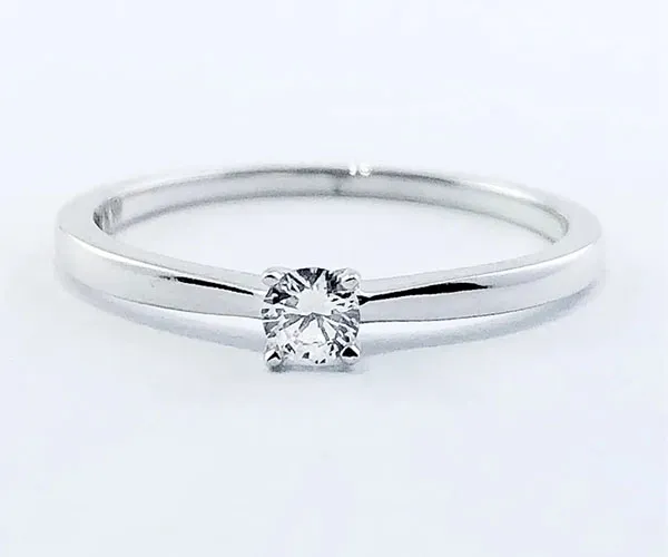 Engagement ring in white gold set with brilliant-cut diamond (0.10 ct, color G, clarity VS).