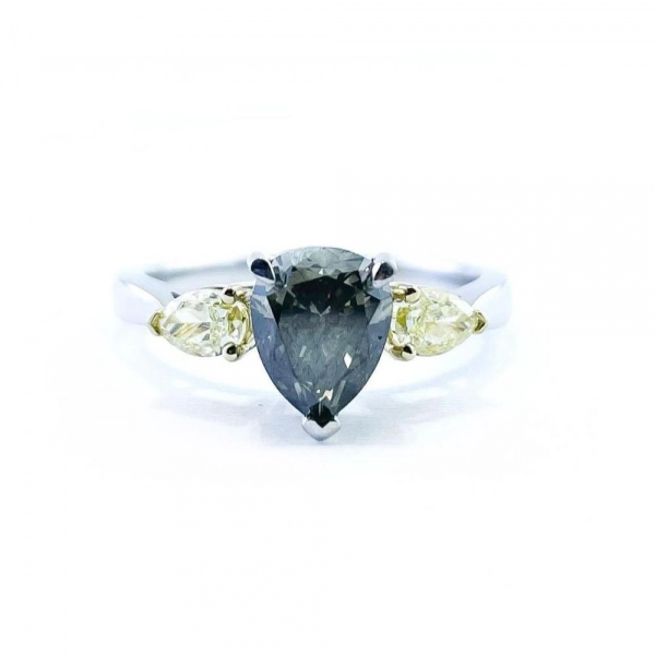 Engagement ring in white gold set with pear-cut Fancy Dark Greenish Gray (1.47 ct).