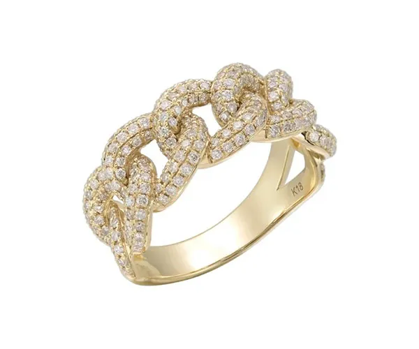 Ring in yellow gold set with brilliant-cut diamonds.