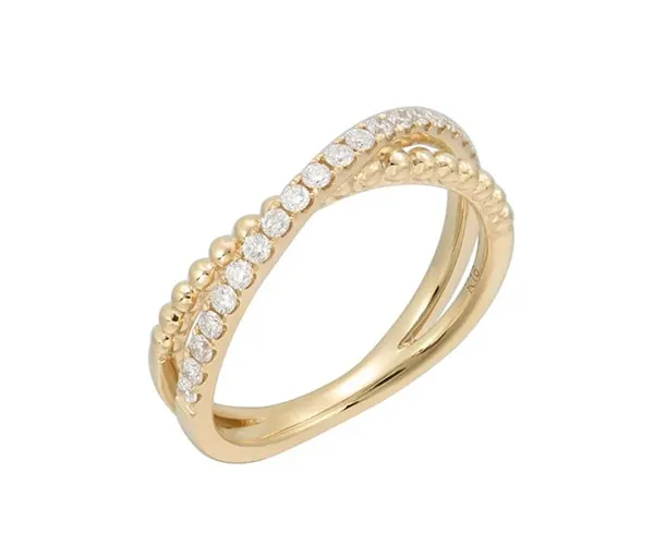 Ring in yellow gold set with brilliant-cut diamonds